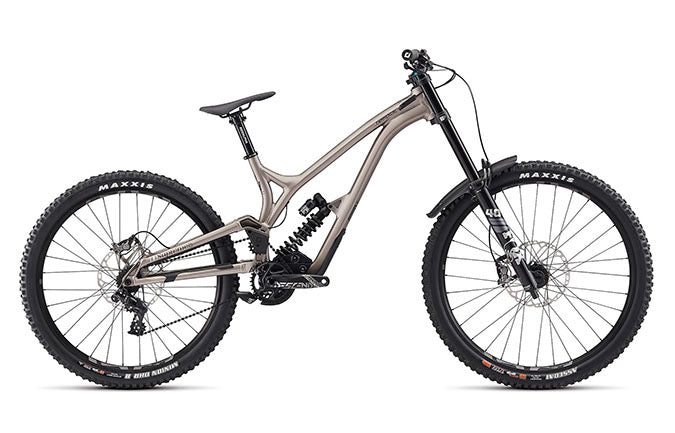 Paint for 2022 Commencal Supreme DH Race - Gloss Champagne